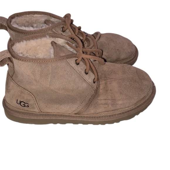 UGG Tan Suede Lace-Up Boots size 8 - Picture 1 of 11